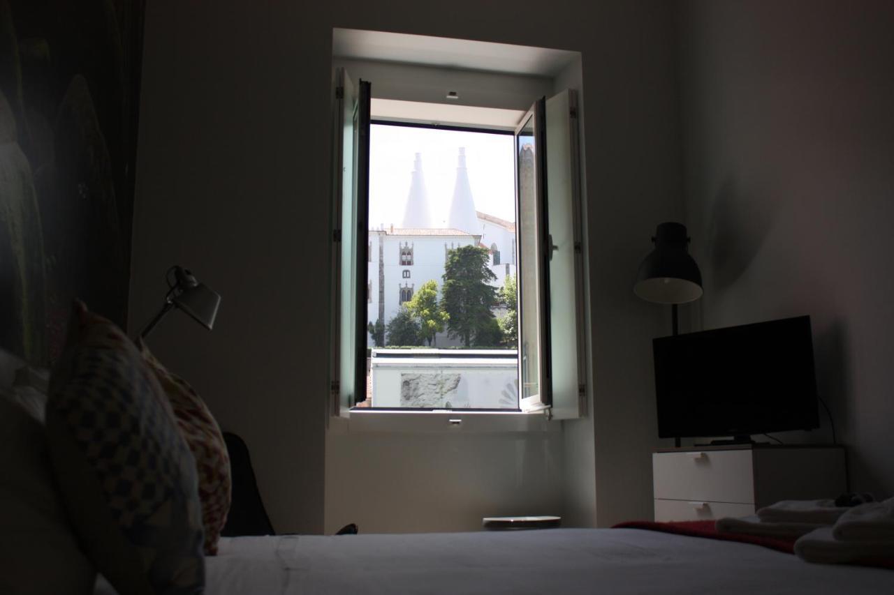 Moon Hill By Joivy Hostel Sintra Exterior photo
